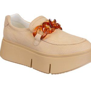 NakedFeet Princeton Loafer in Beige size 6.5 (Note: fits like 7!)